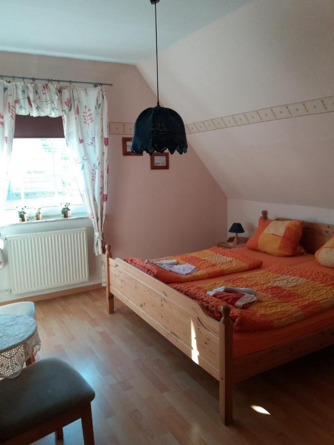 Pension-Stuerrad Neuharlingersiel Exteriör bild