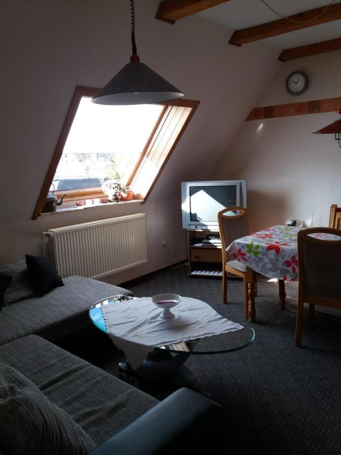 Pension-Stuerrad Neuharlingersiel Exteriör bild